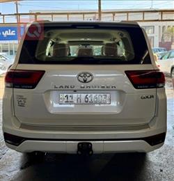 تويوتا لاندكروزر